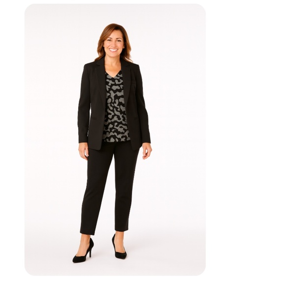 MOSSIMO SUPPLY CO Sheath V-neck Sleeveless Animal Print Top Size XS - Picture 2 of 10